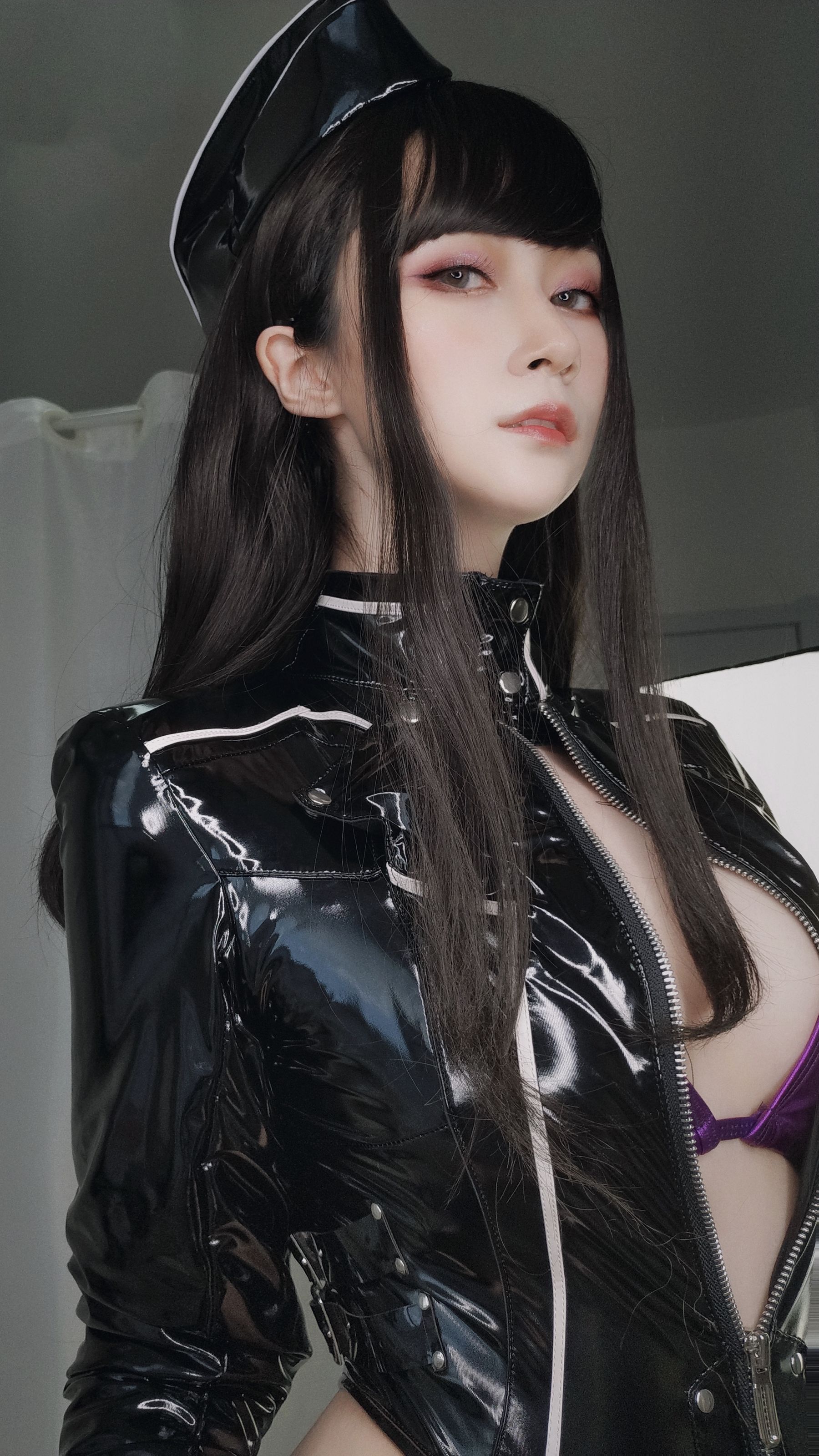 [Cosplay] Coser小姐姐白银 - 通讯官