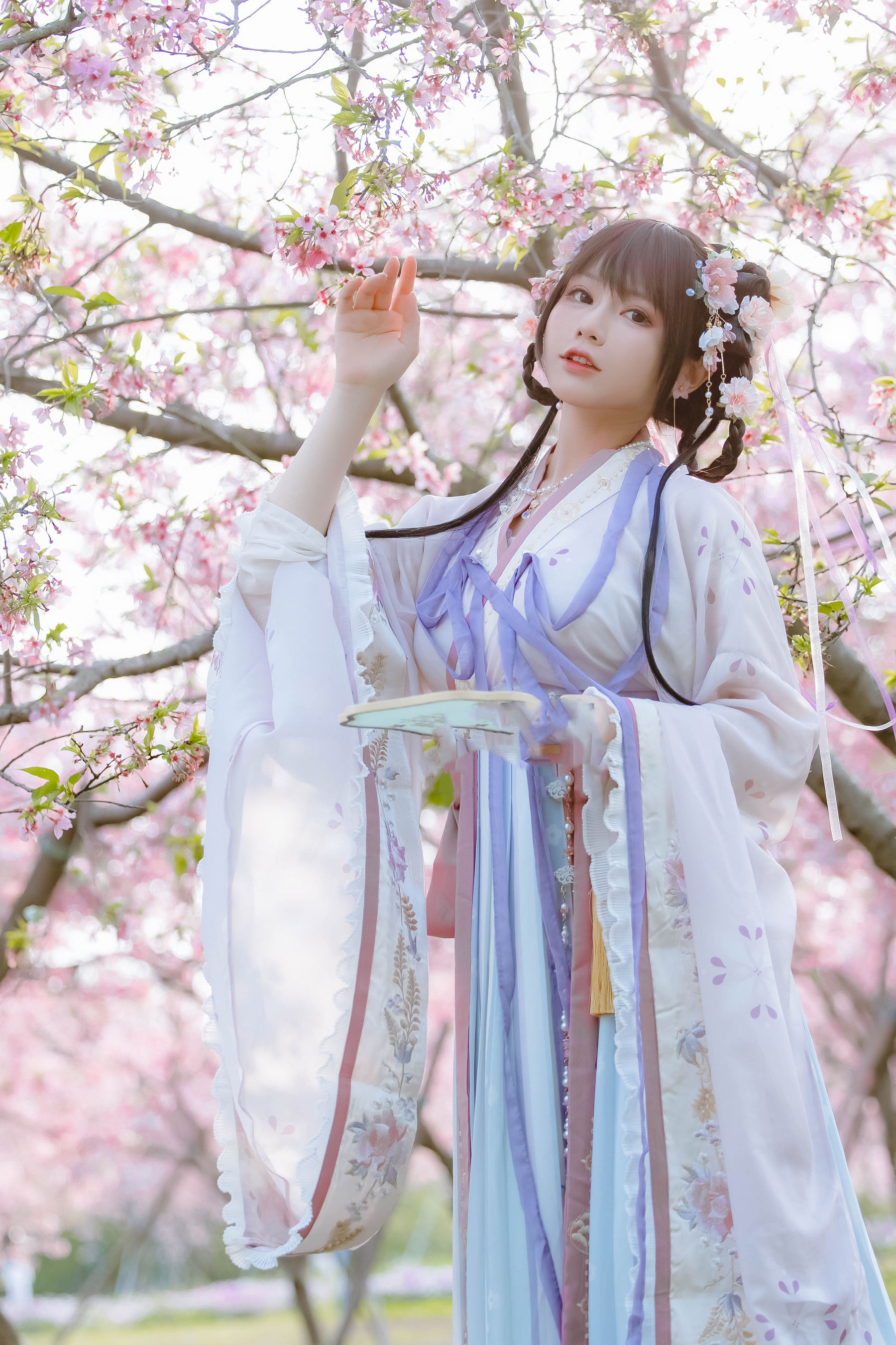 [福利COS] 萌妹子Nyako喵子 - 樱花汉服 花神祈愿