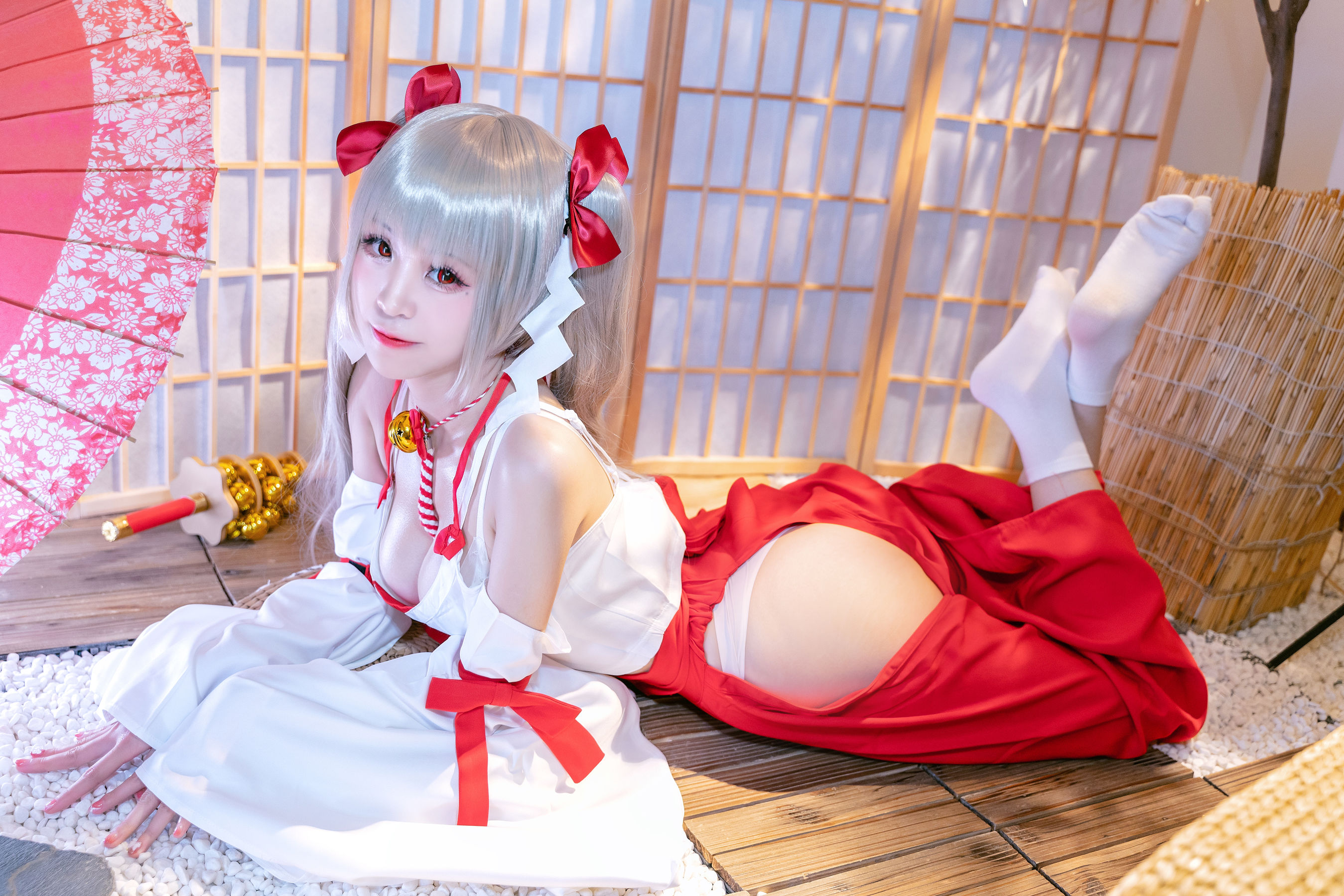 [福利COS] miko酱ww - 可畏巫女