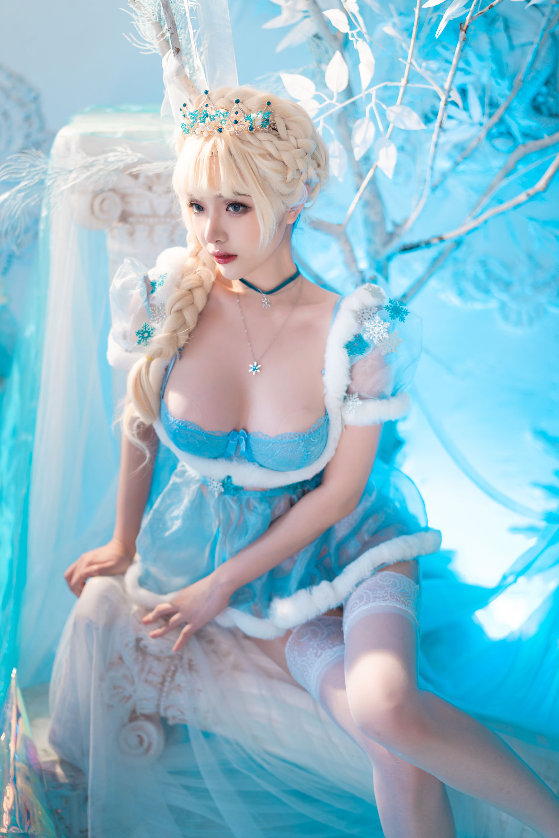 [福利COS] 动漫博主雯妹 - 冰雪