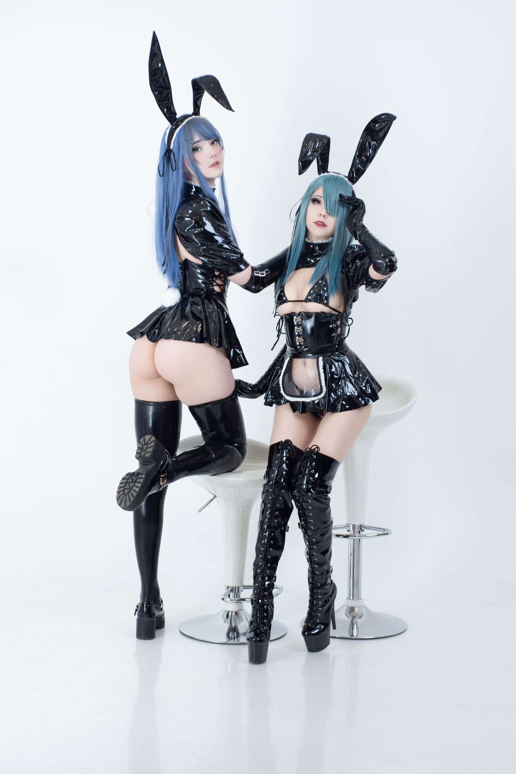 Candy Ball - Latex Bunny Twins