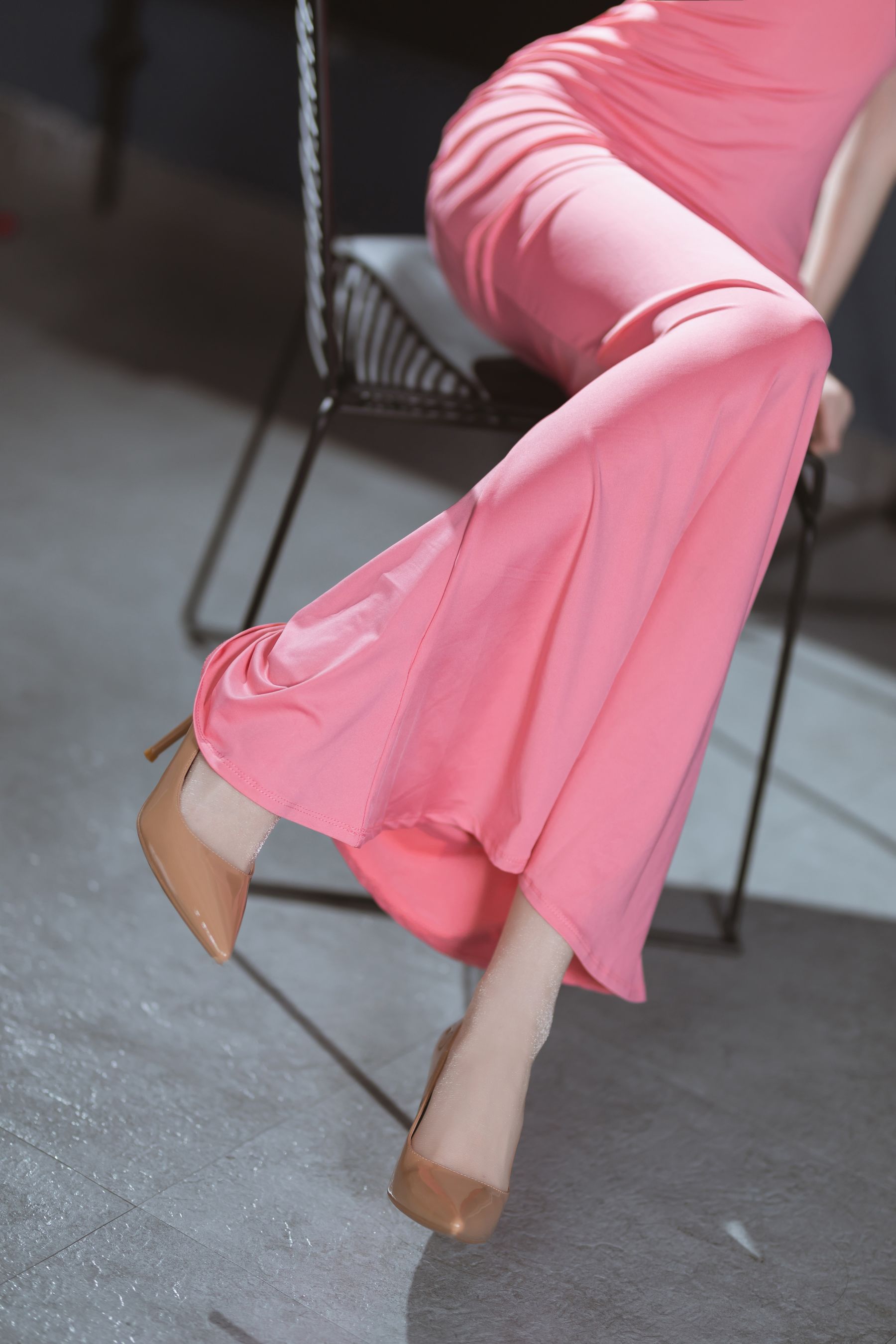 许岚 - 粉色长裙