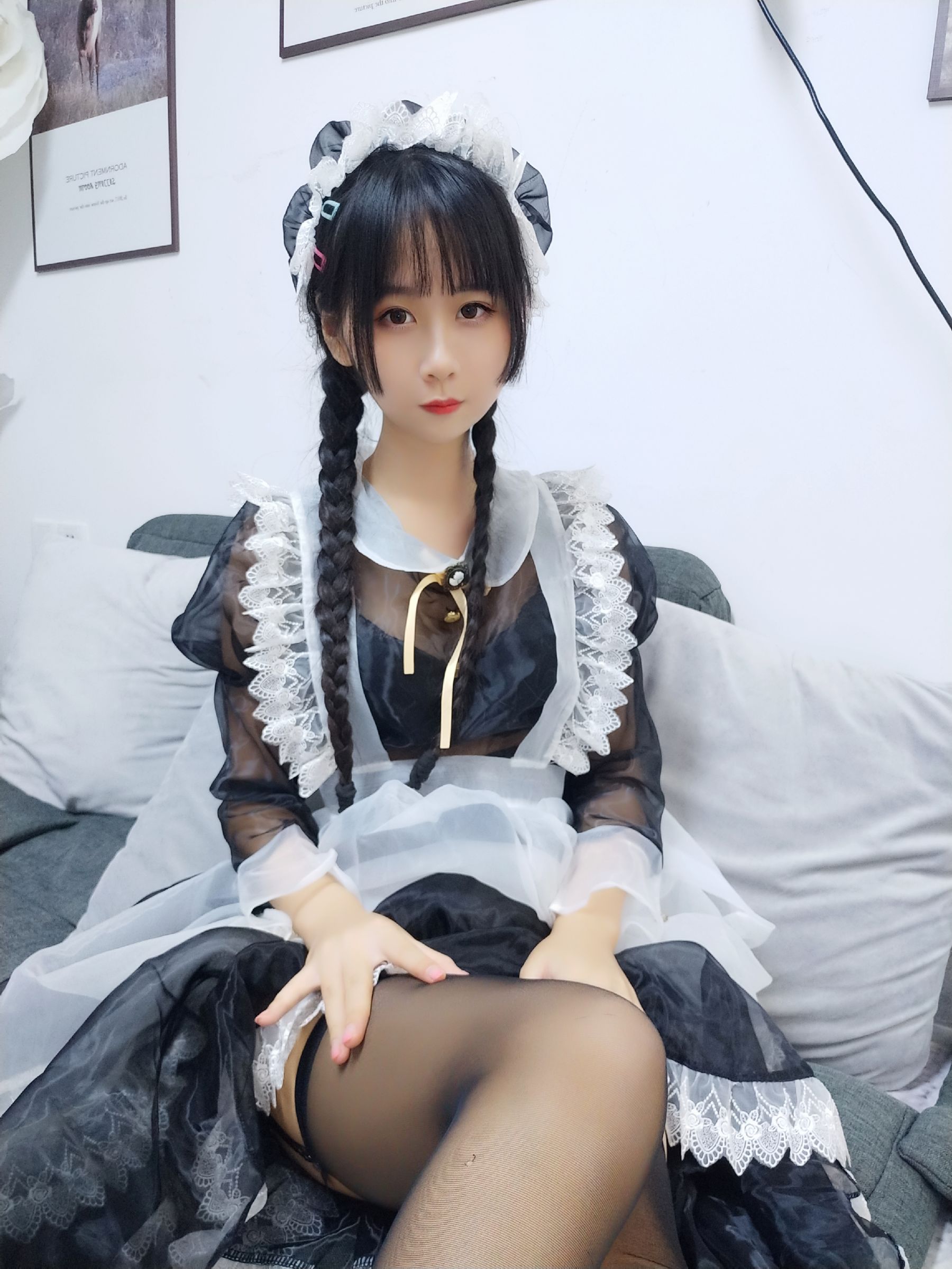 阳光美少女萌芽儿o0 透明女仆