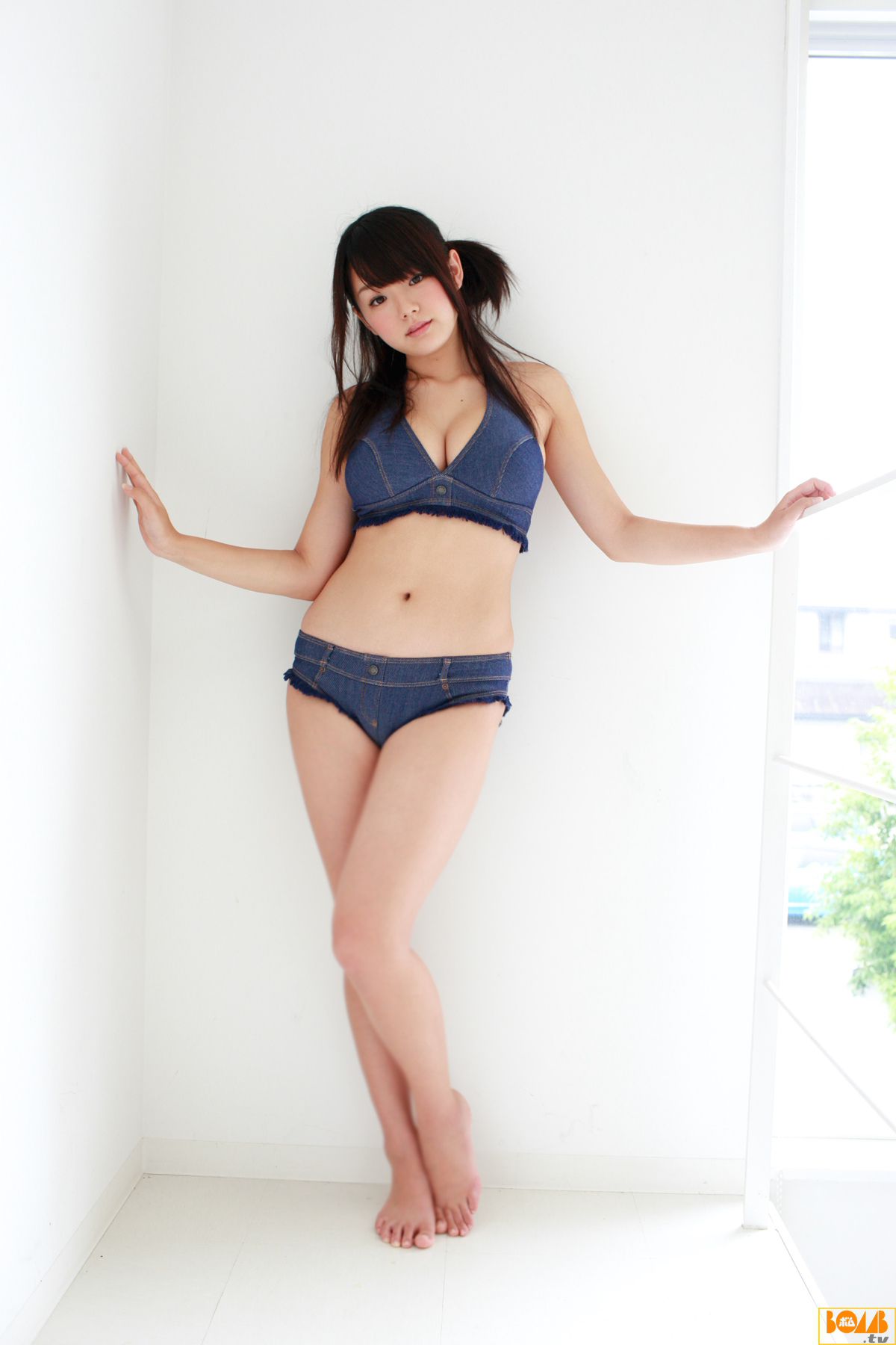 [Bomb.TV] 2010年12月刊 Ai Shinozaki 篠崎愛 