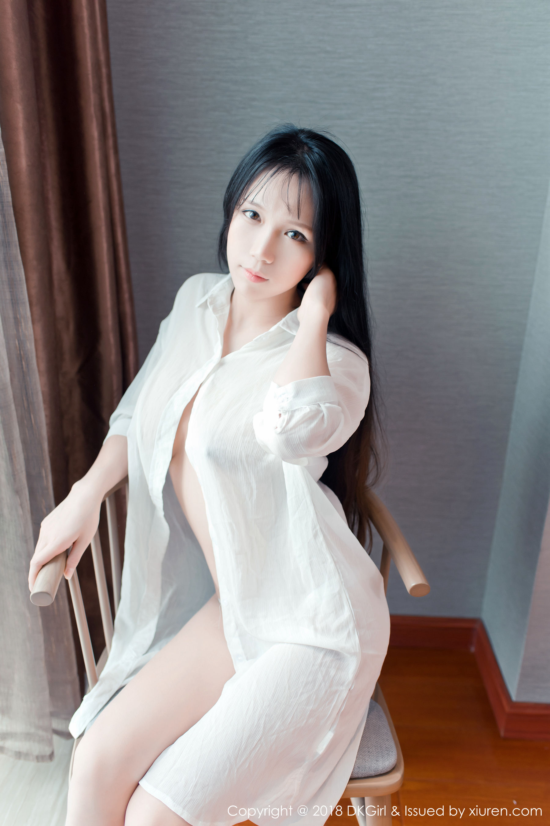 李可可《童颜巨乳，F乳真空演绎》 [御女郎DKGirl] Vol.070 