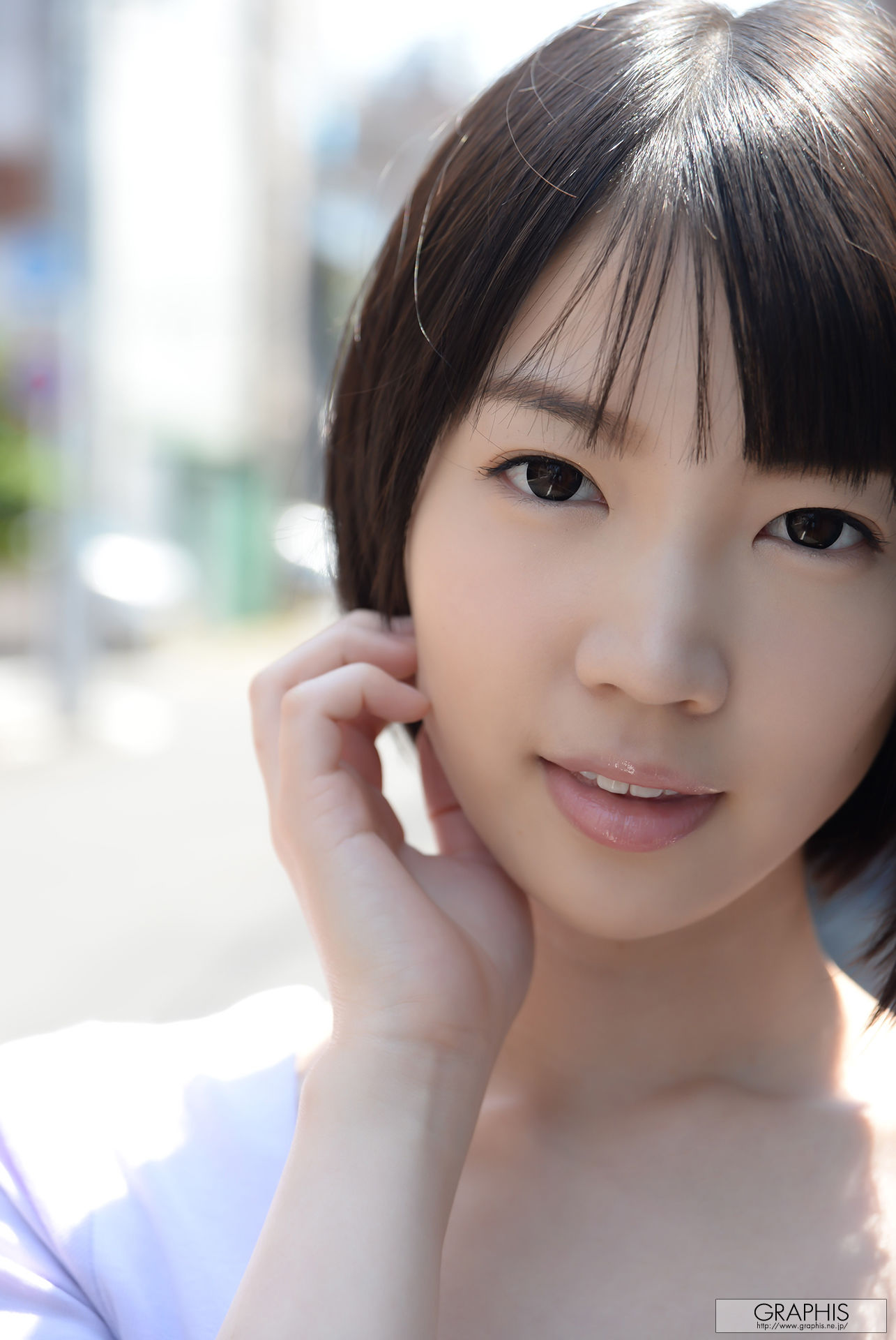  [Graphis] Limited Edition Koharu Suzuki 鈴木心春