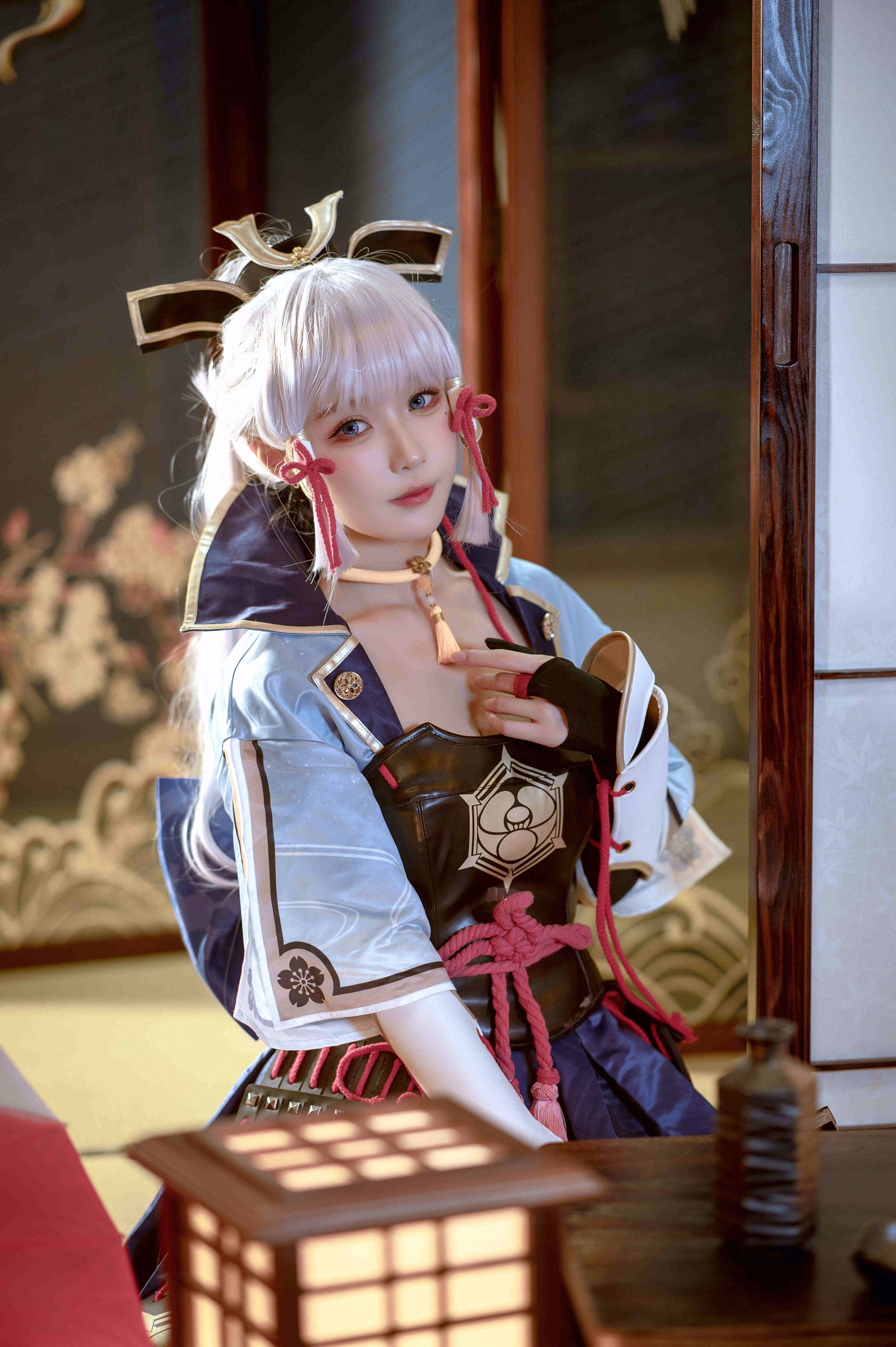 [福利COS] 动漫博主阿包也是兔娘 - 神里凌华