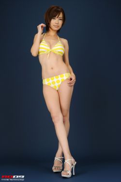 [RQ-STAR] NO.00185 Izumi Morita 森田泉美 Swim Suits 写真集