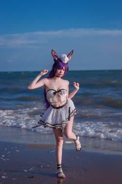 人气Coser 二佐Nisa - 泰拉夏日纪事 方舟暗索泳装