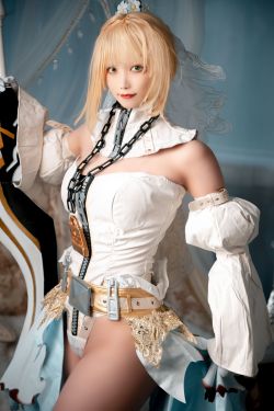 Cosplay 汪知子 - 尼禄花嫁