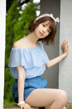 橋本奈々未《この透明感… ドキッ！》 [YS Web] Vol.653